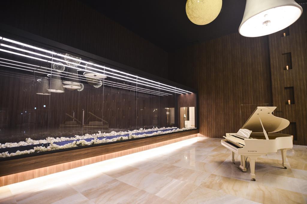 Philos Hotel Поханг Екстериор снимка